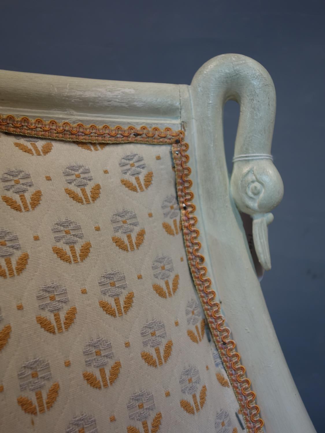 A Regency style white painted chair, with swan head finials - Image 4 of 4