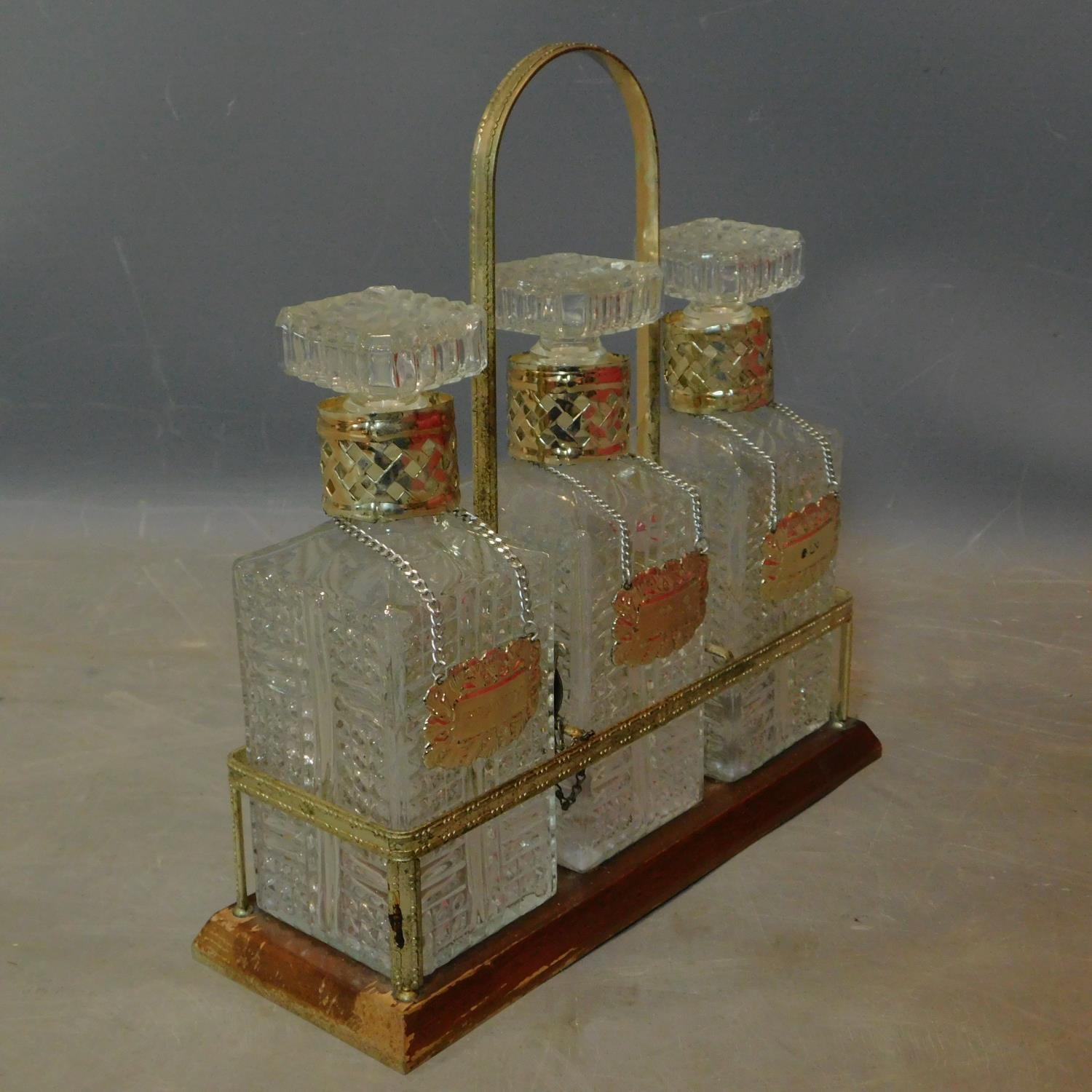 A set of three whisky decanters in carrying case - Image 2 of 2