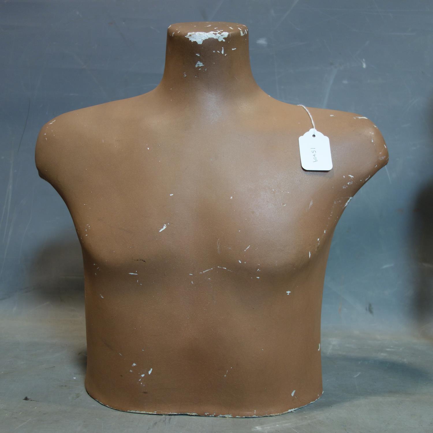 A vintage fibreglass torso mannequin, H.50cm - Image 2 of 4