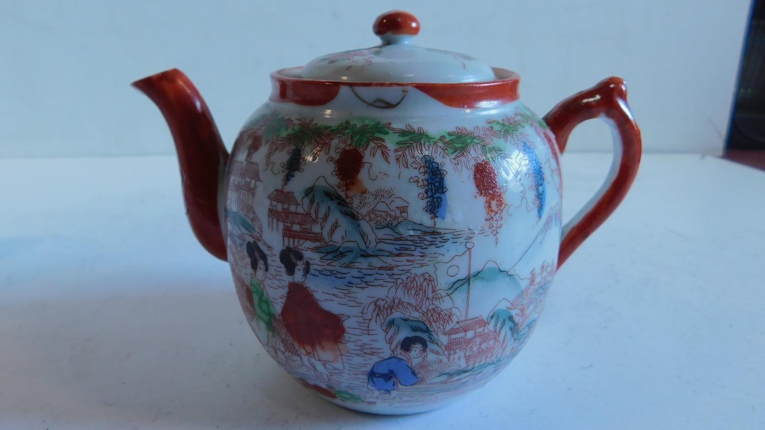 A Japanese tea set and 2 Chinese tea pots 18x18cm. - Image 3 of 8