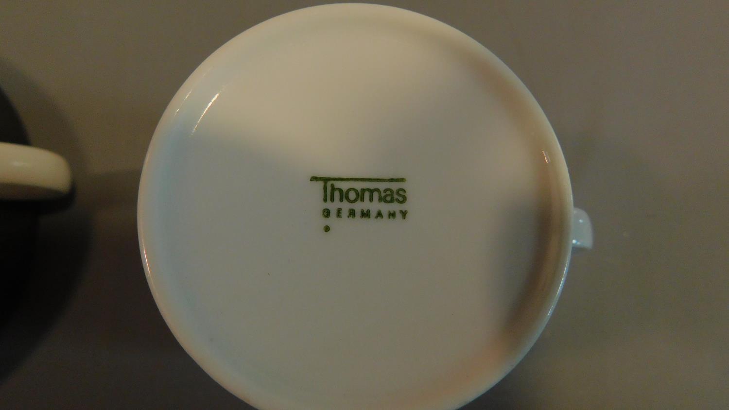 A set of 8 vintage German soup bowls and saucers marked Thomas Germany and a set of 4 coffee cups - Image 7 of 7