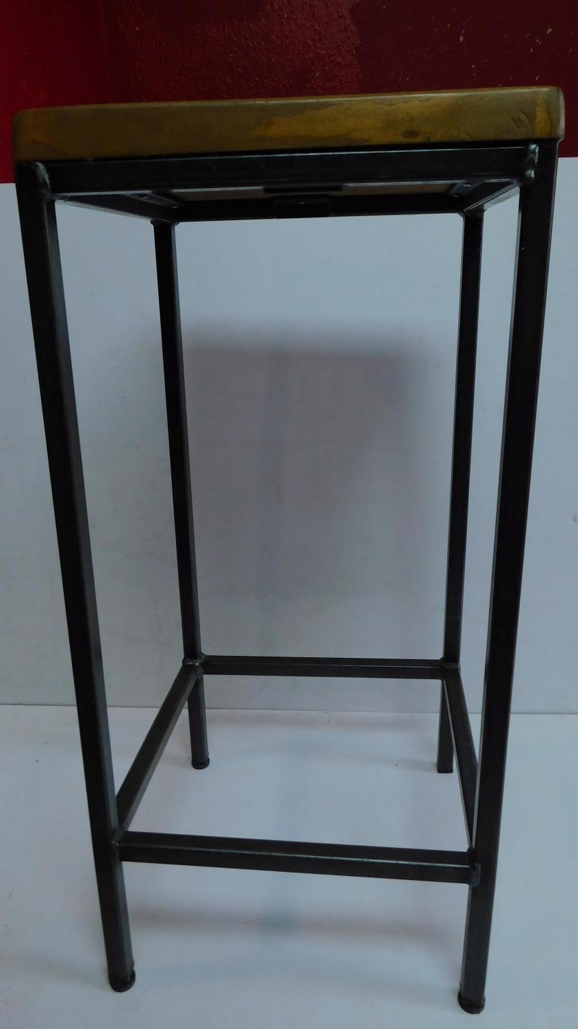 A tubular metal night table with solid teak top. 75x35cm. - Image 2 of 4