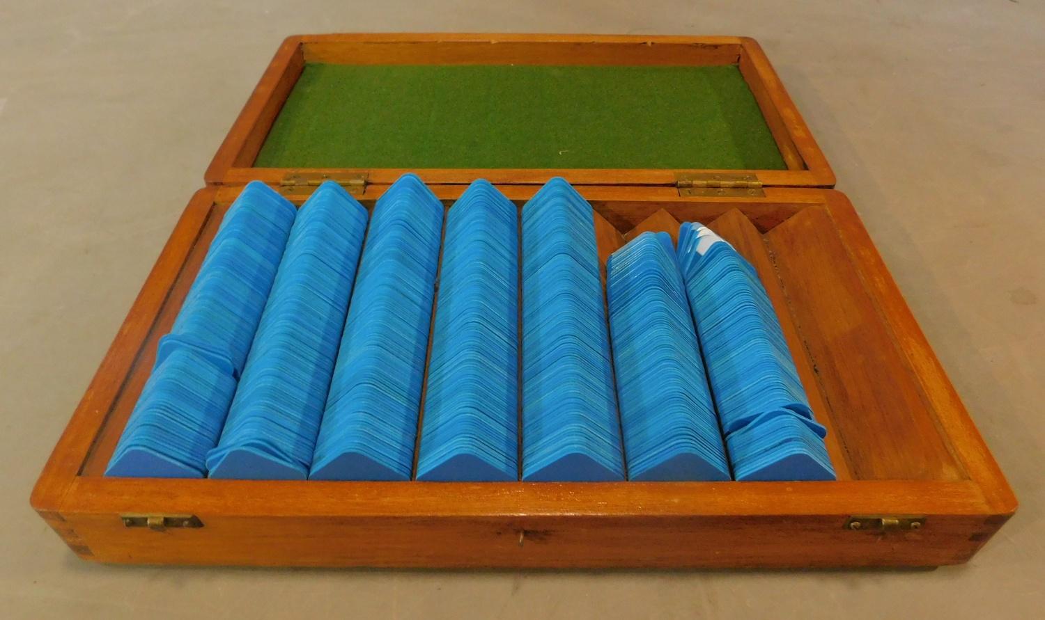 A set of gaming chips in a fitted fruitwood case H.9 W.39 D.22cm - Image 3 of 3