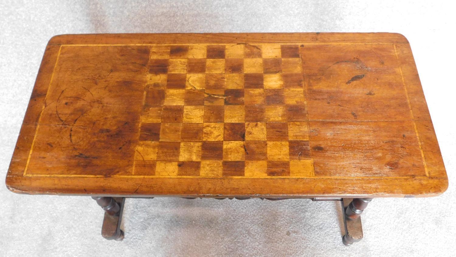 A Victorian mahogany and satinwood inlaid chess top table. 86x41cm - Image 4 of 4