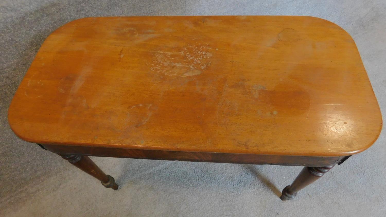 A 19th century mahogany side table with associated top. 70x94x46cm - Image 4 of 5