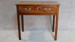 A Georgian mahogany side table fitted frieze drawer on square supports. 72x80x46cm