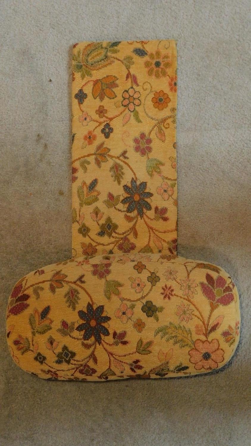 A Georgian style Parker Knoll wingback armchair in floral tapestry upholstery. H.96cm - Image 4 of 8