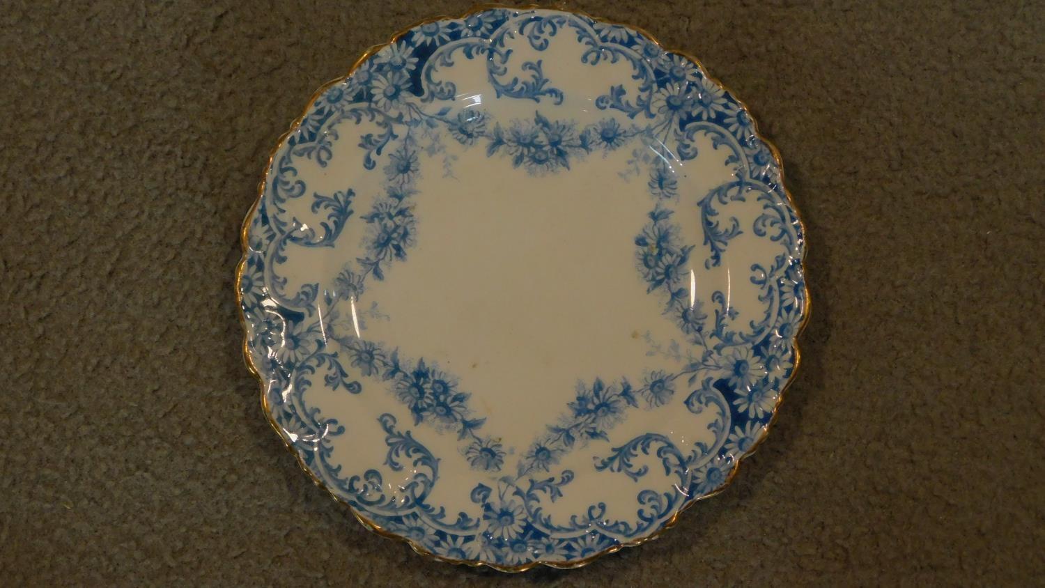 A 19th century etagare with blue and white Stafforshire plate sections. H.80cm - Image 3 of 5