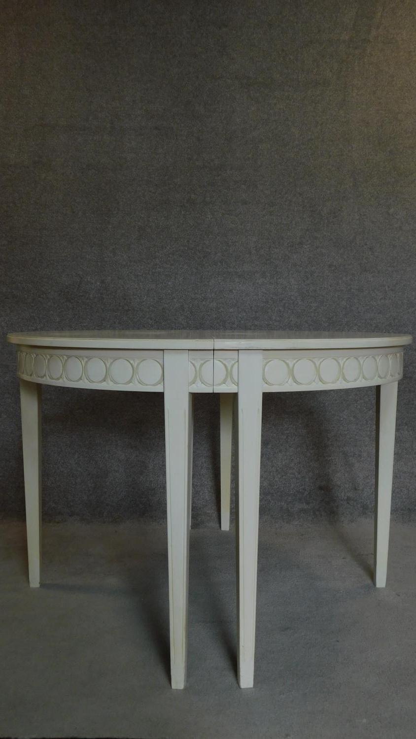 A white painted and decorated Georgian style extending dining table with three extra leaves, - Image 4 of 7