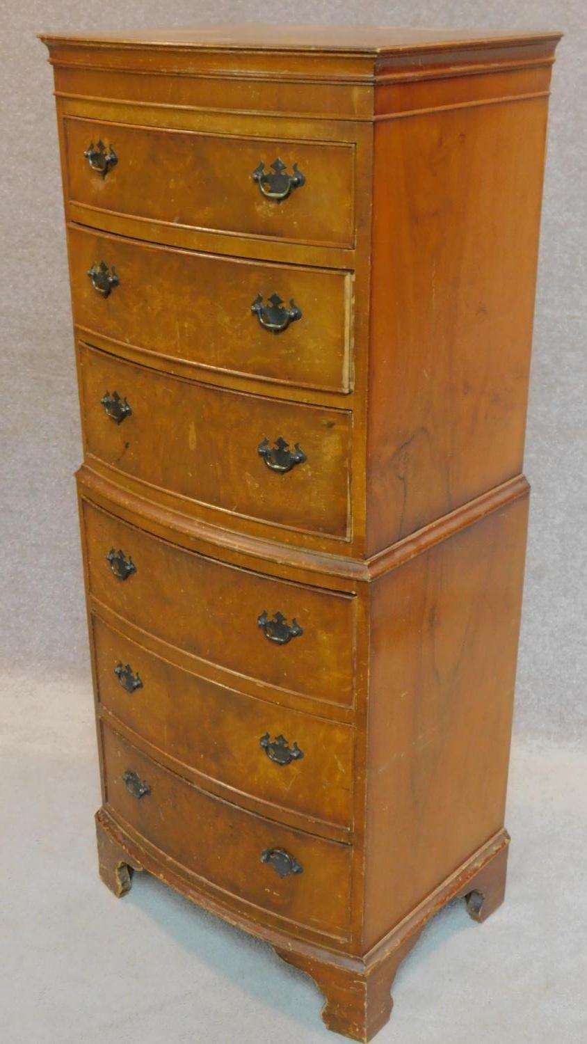 A burr walnut Georgian style chest on chest with makers label. 132x53x42cm - Image 3 of 5