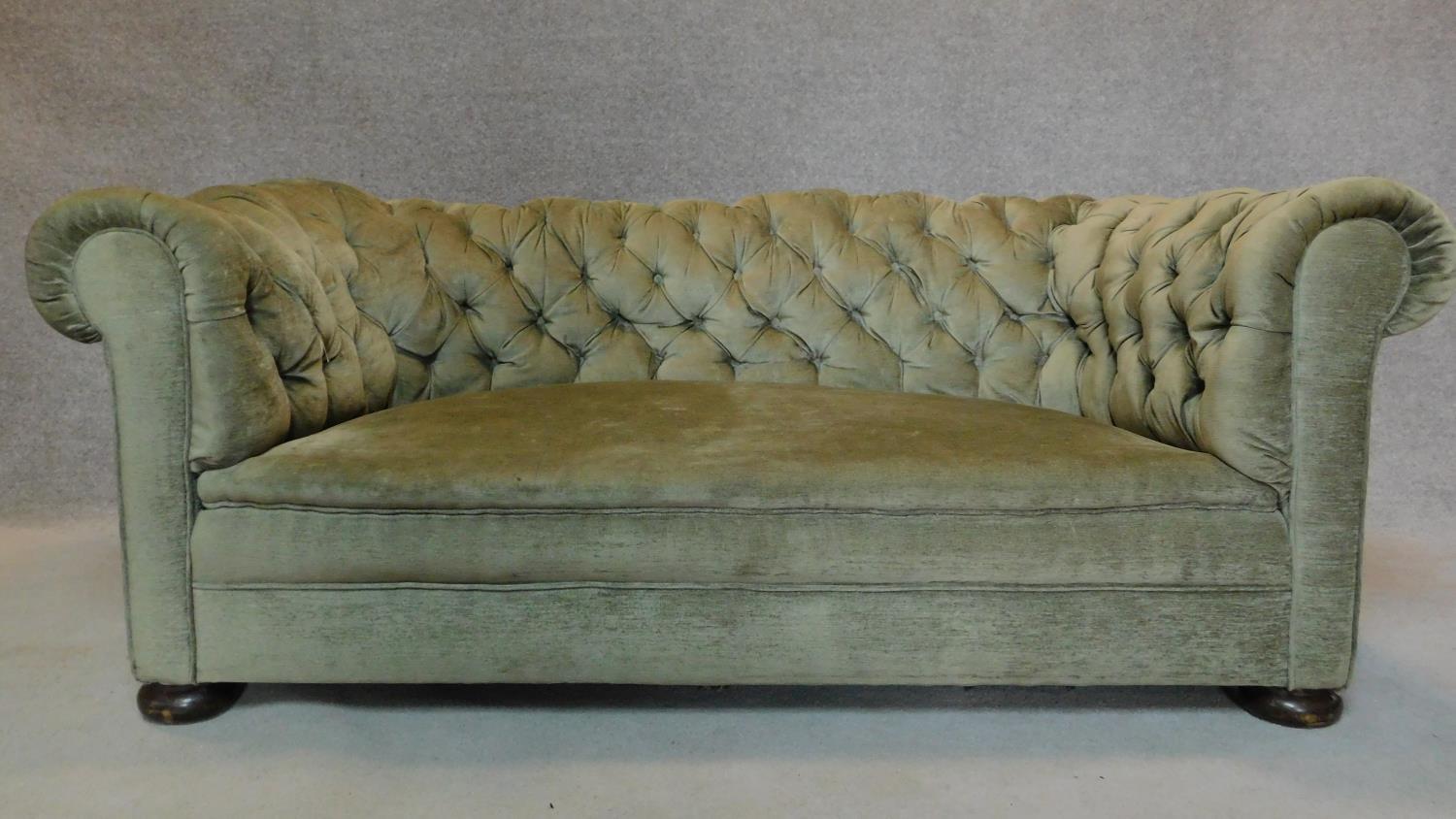 A Victorian buttoned back Chesterfield sofa in green upholstery. H.65 W.180 D.90cm - Image 2 of 6