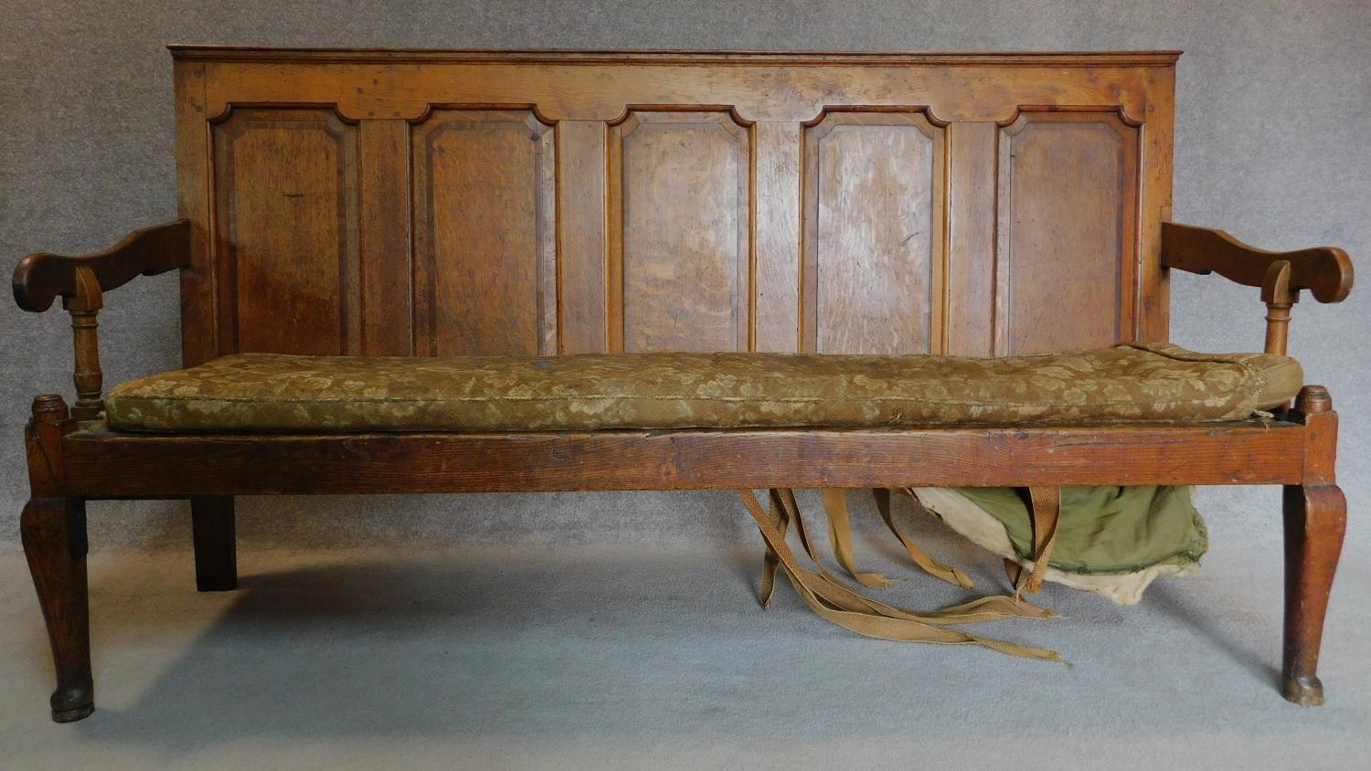 An antique country oak panelled back settle on cabriole supports. w105x193x62cm - Image 2 of 6