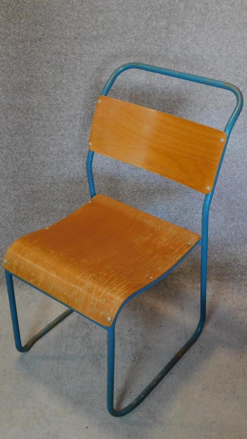 Five vintage 1950's plywood and metal stacking chairs. H.90cm - Image 2 of 6