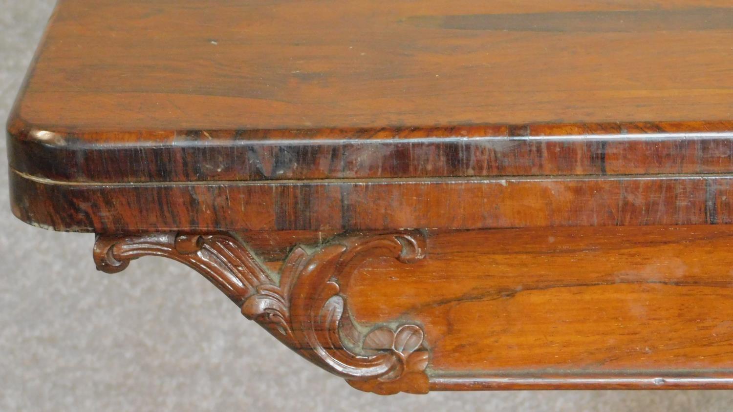 A Victorian rosewood card table on carved bulbous base on quadruped cabriole supports. H.74 W.92 D. - Image 3 of 8