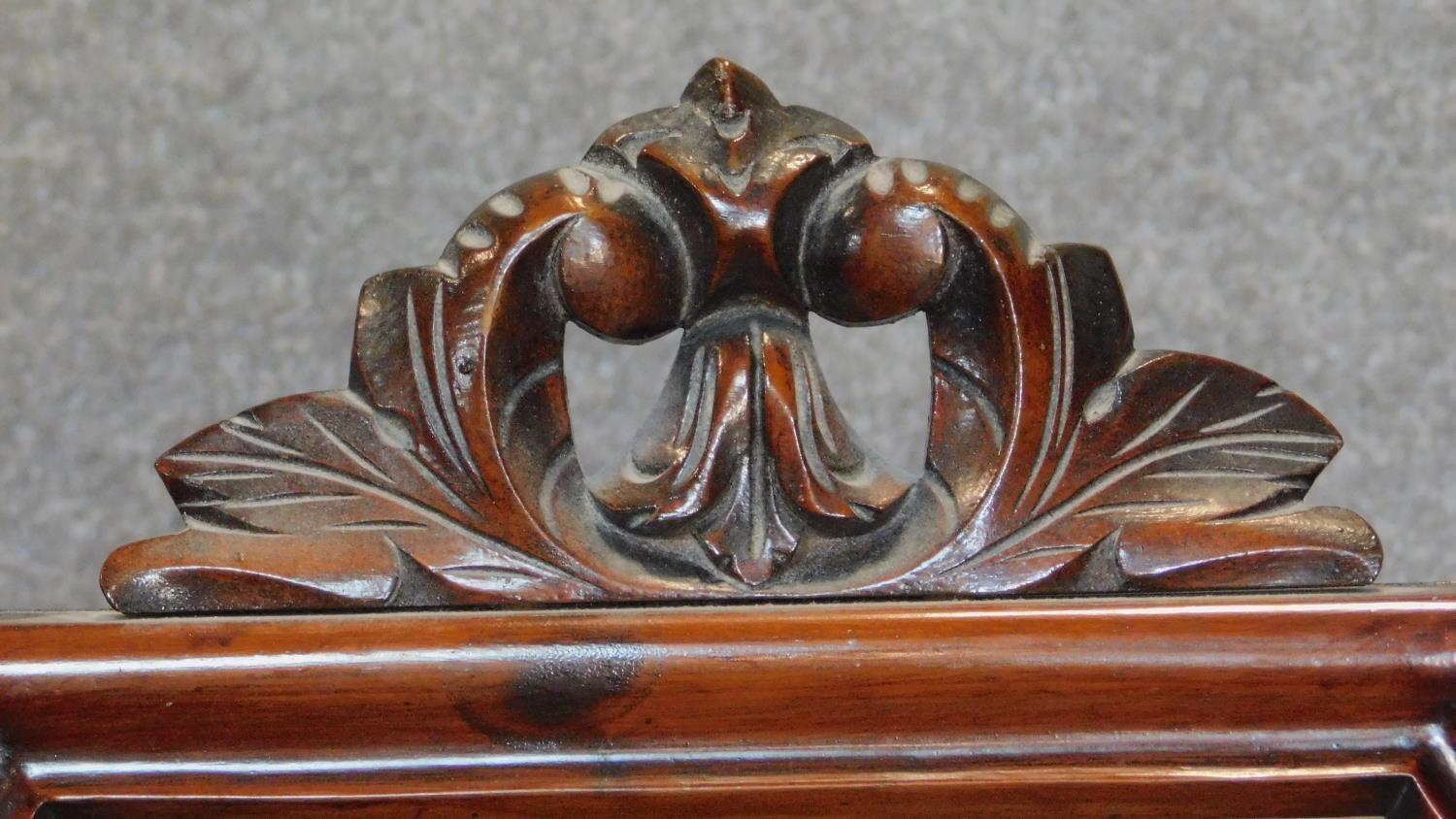 A Victorian mahogany swing toilet mirror on base fitted lidded jewellery box. H.90cm - Image 2 of 7