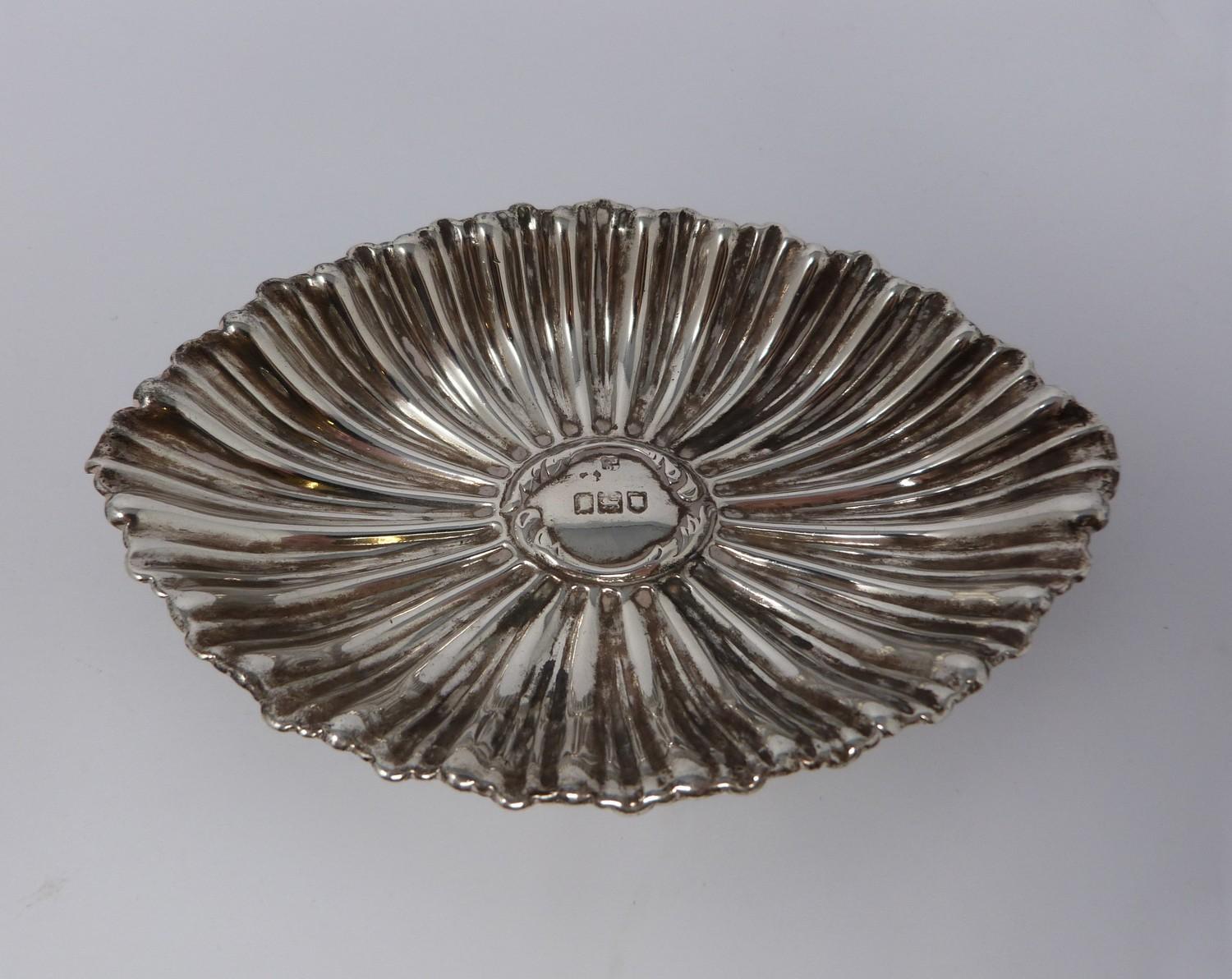 Two cased sets of coffee spoons, two silver dishes and two cased silver plated sets, EPNS grapefruit - Image 13 of 16