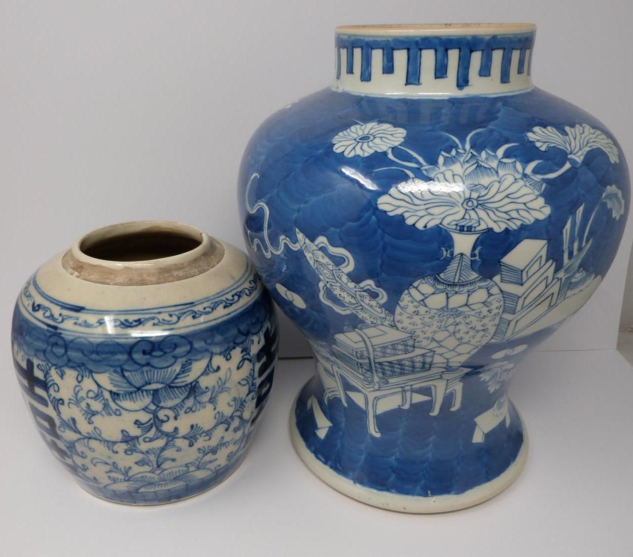 A large blue and white lidded jar (missing lid), Qing dynasty, 19th century, Kangxi mark double blue - Image 2 of 10