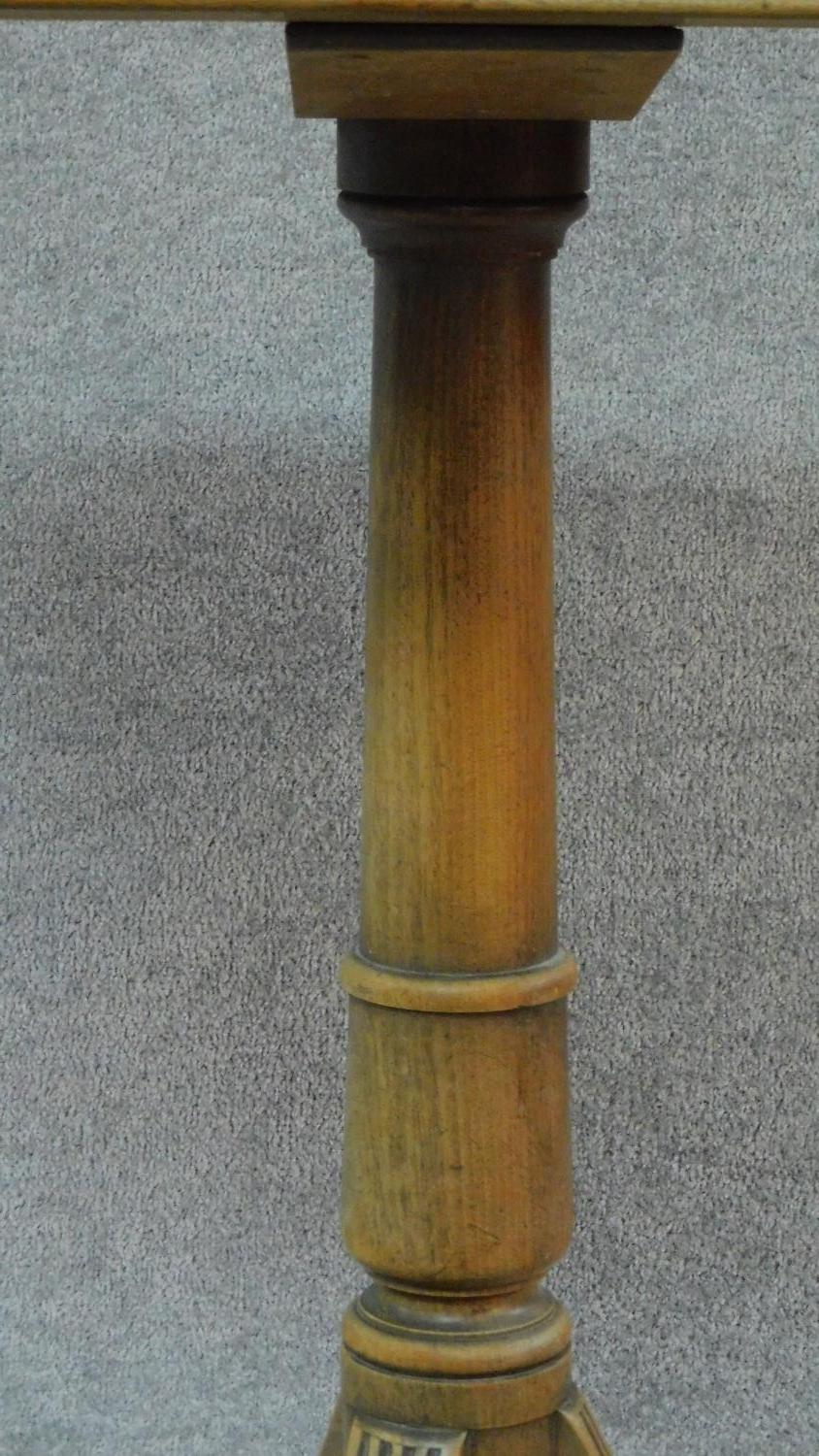 A Regency mahogany centre table with shaped octagonal top on turned column and swept reeded tripod - Image 2 of 5