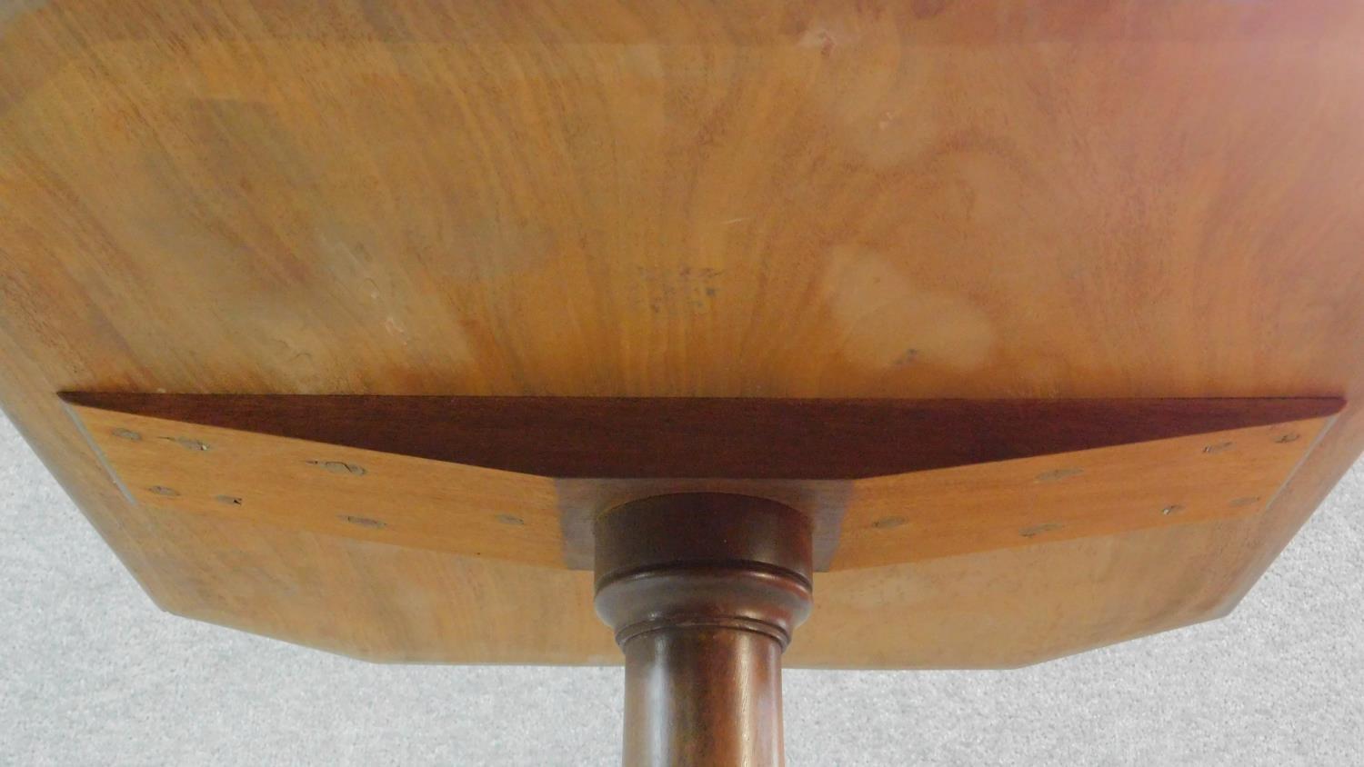 A Regency mahogany centre table with shaped octagonal top on turned column and swept reeded tripod - Image 4 of 5