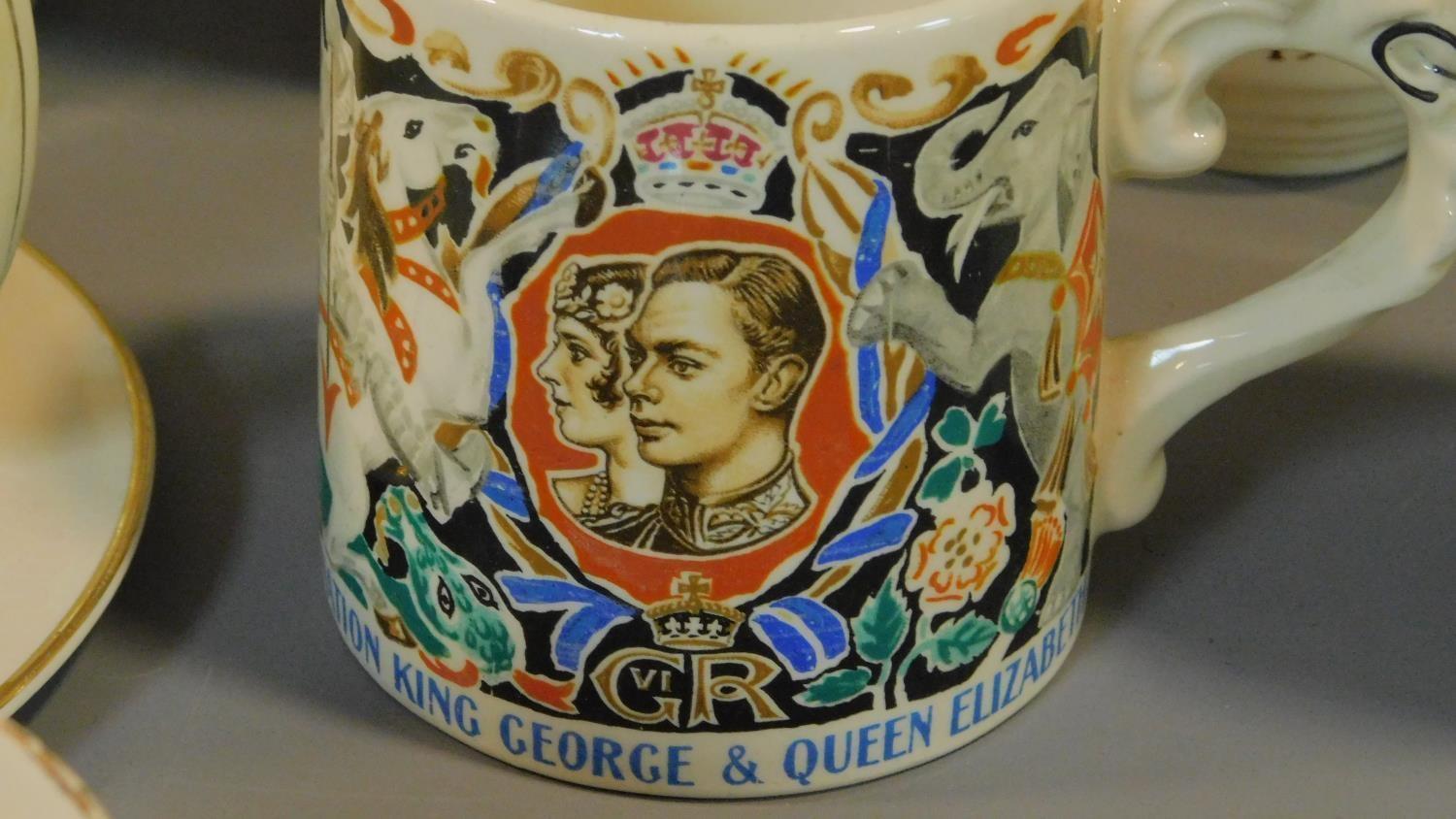 A collection of Royal commemorative mugs for George and Elizabeth - Image 6 of 8