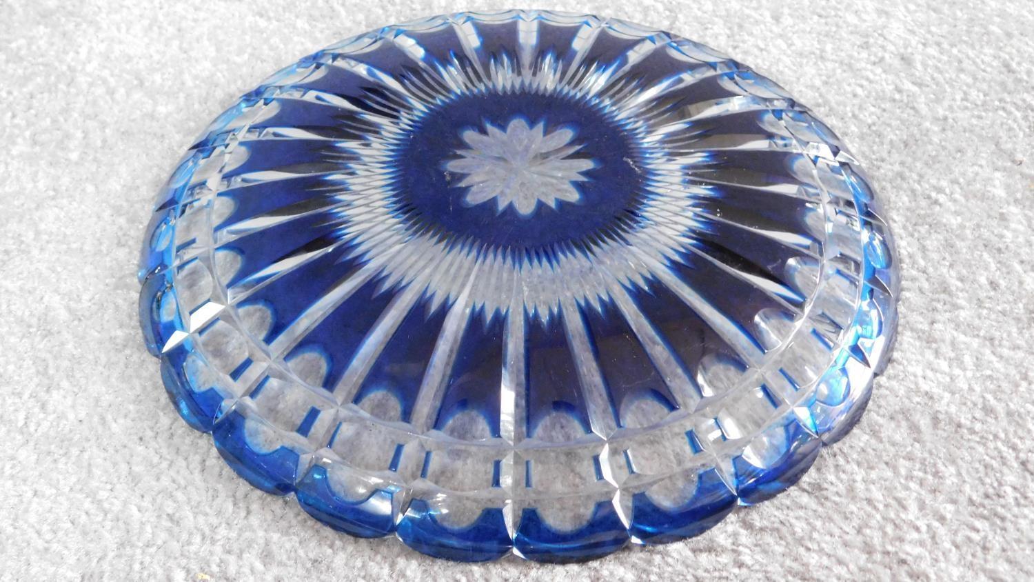 A cut lead crystal blue glass dish. 30x30cm - Image 5 of 5