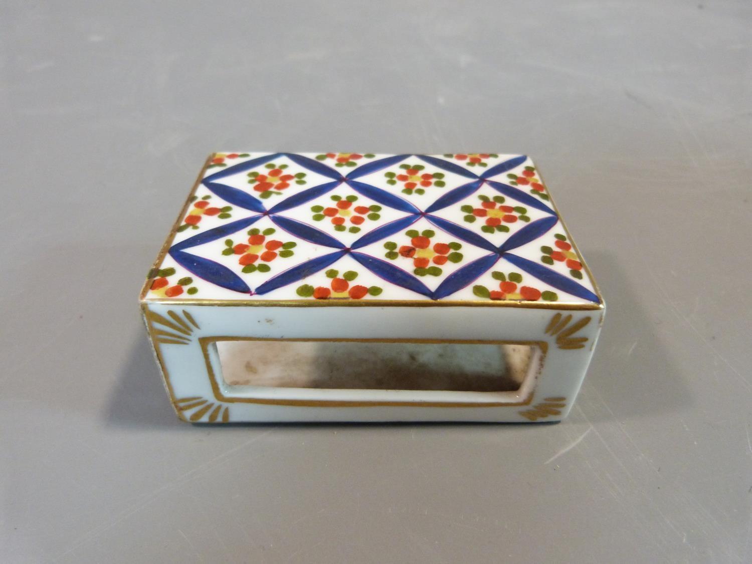 A collection of China and glass including a porcelain shell bowl, hand painted porcelain match box - Image 9 of 20