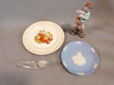 A collection of porcelain and glass, including a royal Worcester pallisy fruit plate, Wedgwood