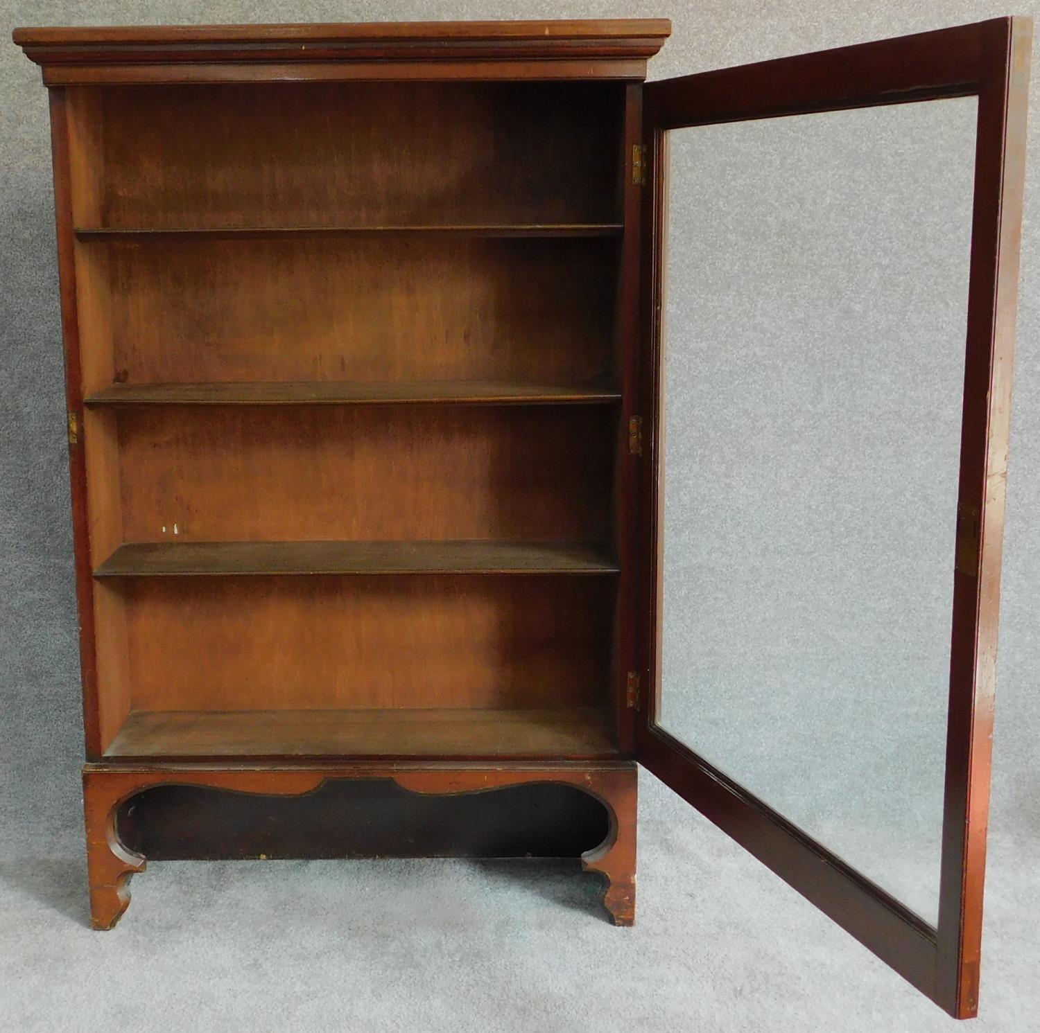 A 19th century mahogany glazed single door bookcase on shaped bracket feet. H.123 W.82 D.28cm - Image 3 of 5