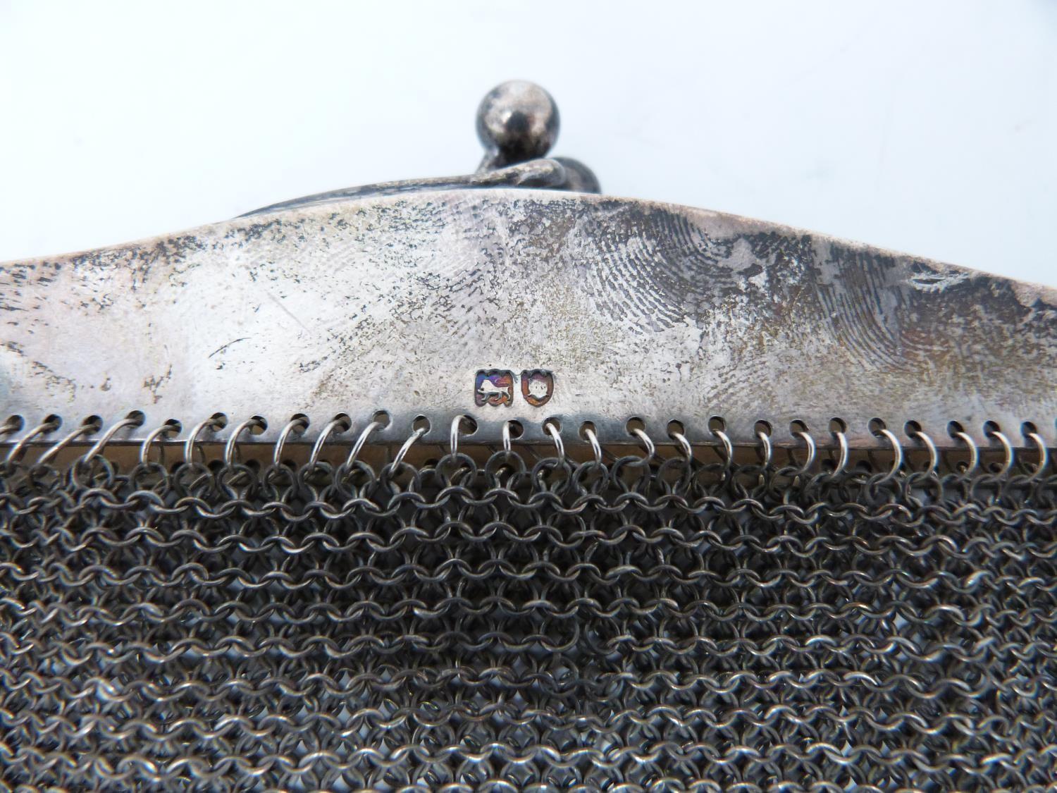 A silver mesh evening purse, 1915, london, Erich Kellerman. Chainlink strap with every link - Image 3 of 8