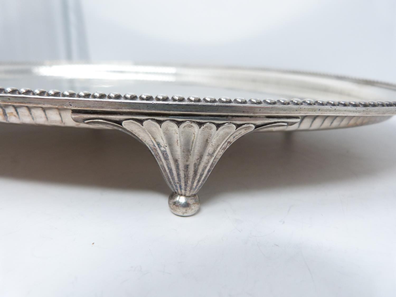 Georgian silver oval tray on four tapering feet. John Wakelin & William Taylor, London, 1781. - Image 5 of 6