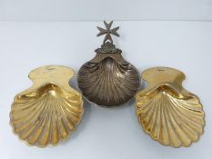 Cutajar work shell dish and a pair of gilded Sheffield plate shell dishes. Sheffield plate 1812,