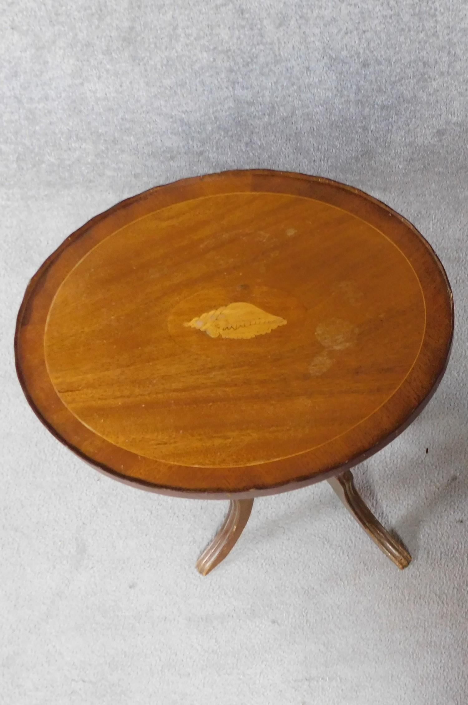 An Edwardian mahogany wine table with shell inlay raised on quadruped swept supports. H.55cm - Image 2 of 5