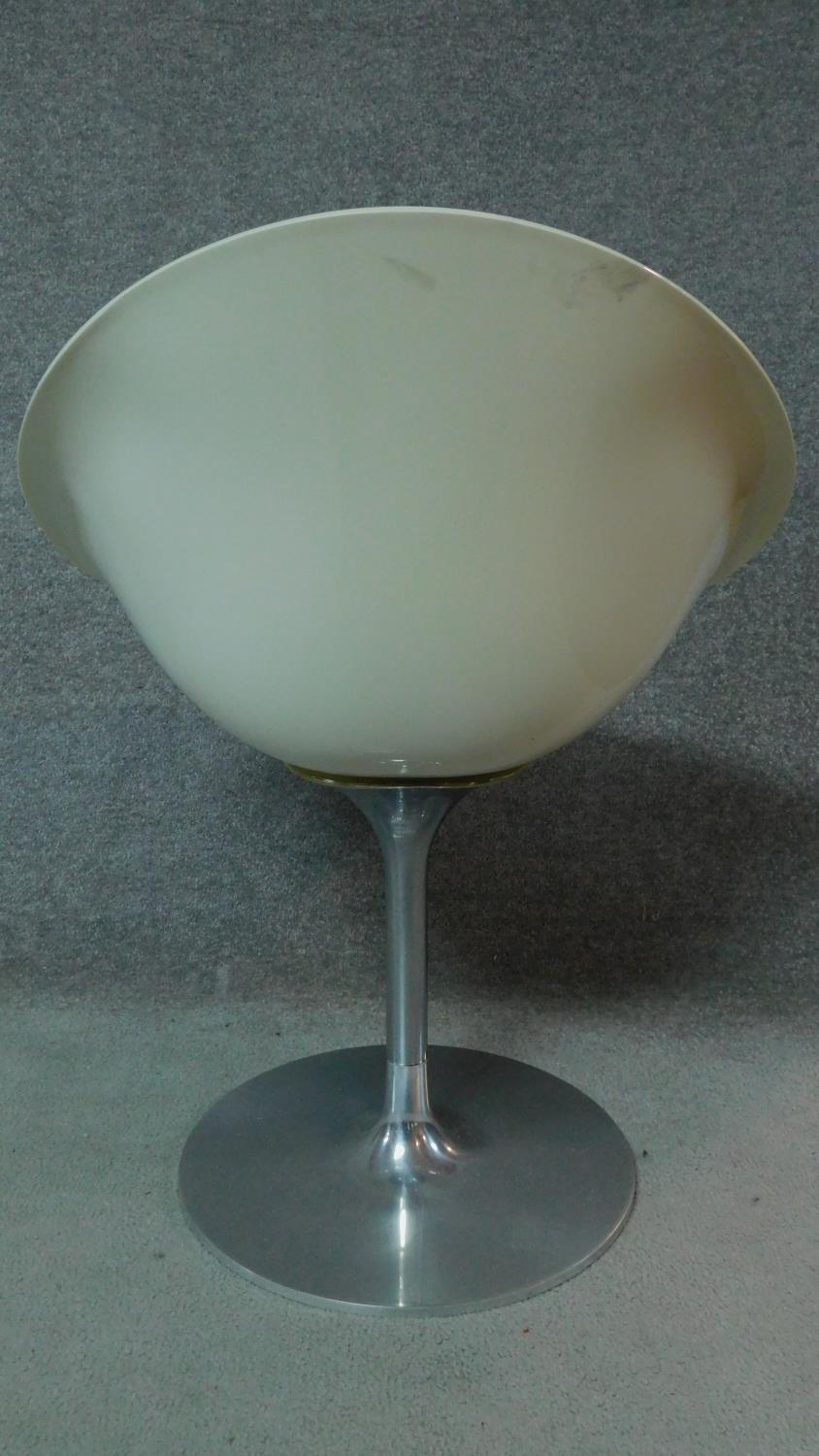 A set of four vintage white moulded chairs on chrome frames, by Ero (S) Kartell. H.83cm - Image 3 of 4