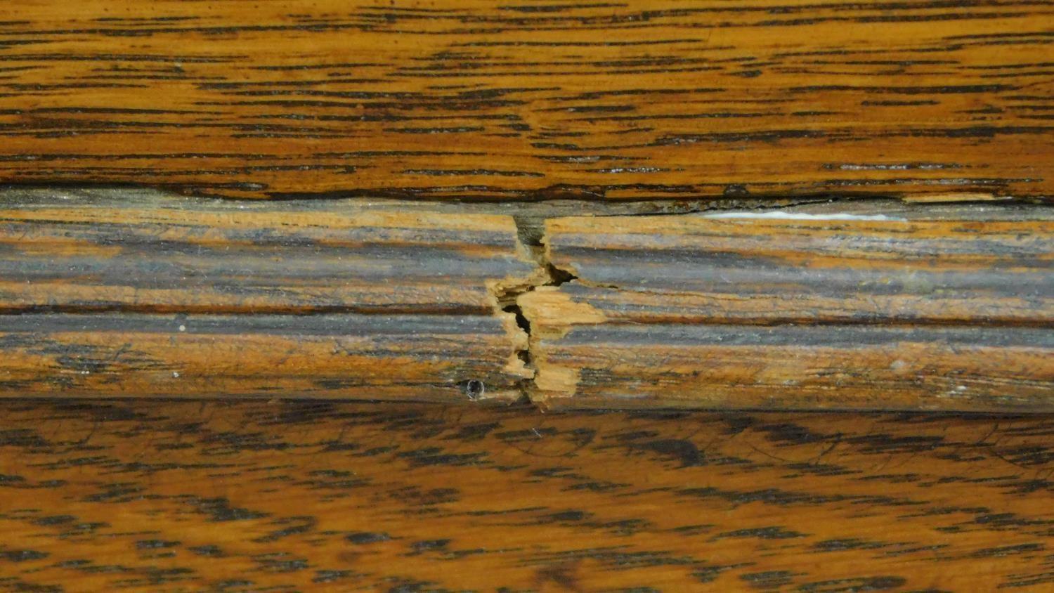 A late 19th century oak three drawer dressing chest with leaf carving and raised on bracket - Image 12 of 12