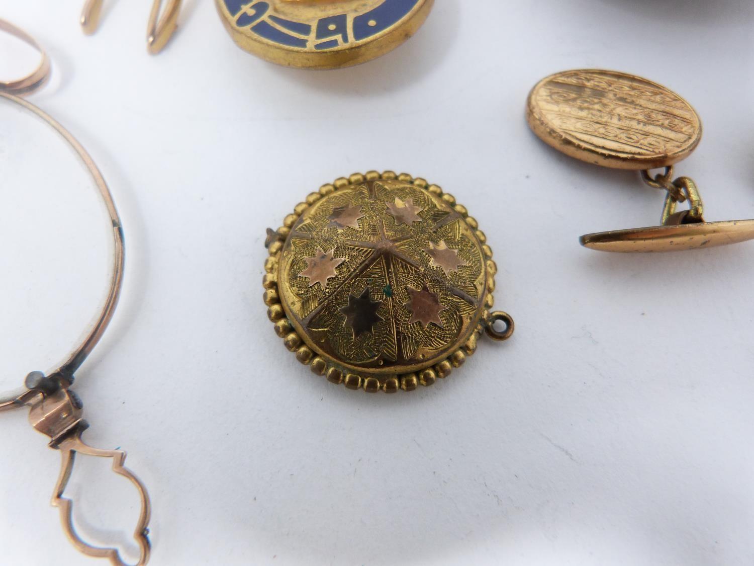A collection of rolled gold and yellow metal jewellery. Including brooches, a pocket watch, an - Image 13 of 13