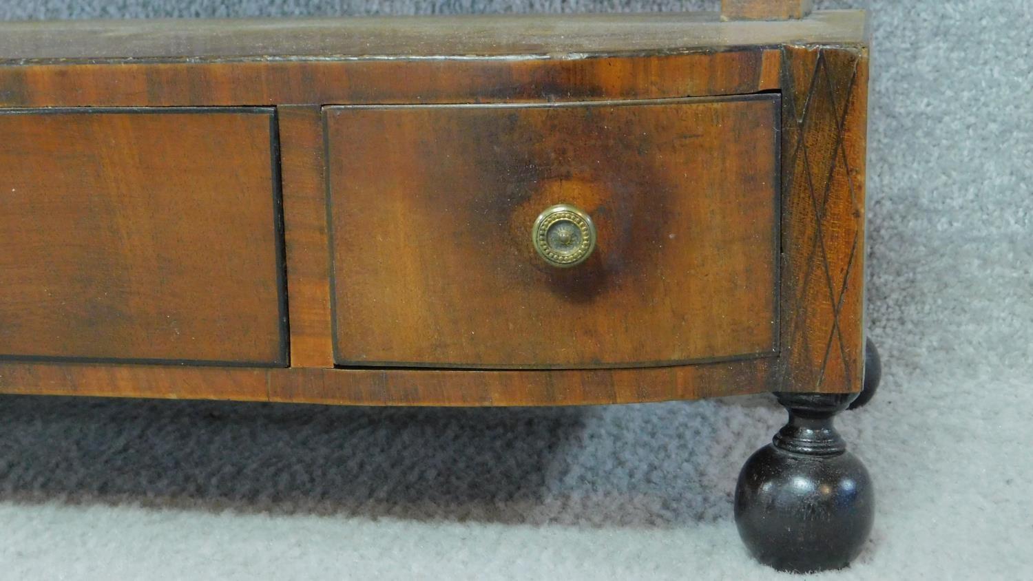 A Regency mahogany swing toilet mirror on base fitted with three frieze drawers. 59X53cm - Image 3 of 4