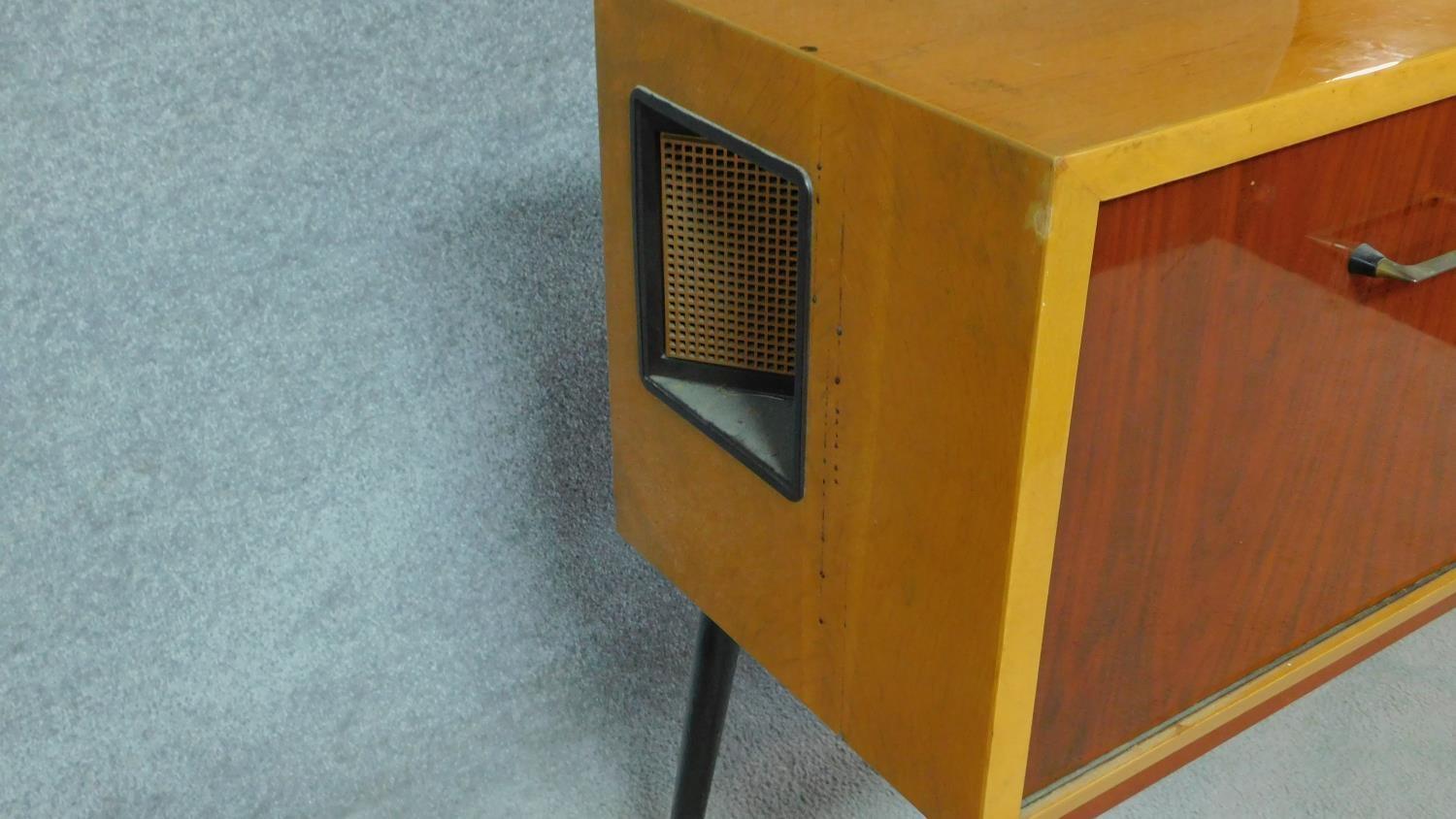A 1960's vintage satin walnut and teak dancette supports radiogram, by Philips. H.76 W.92 D.36 - Image 4 of 6