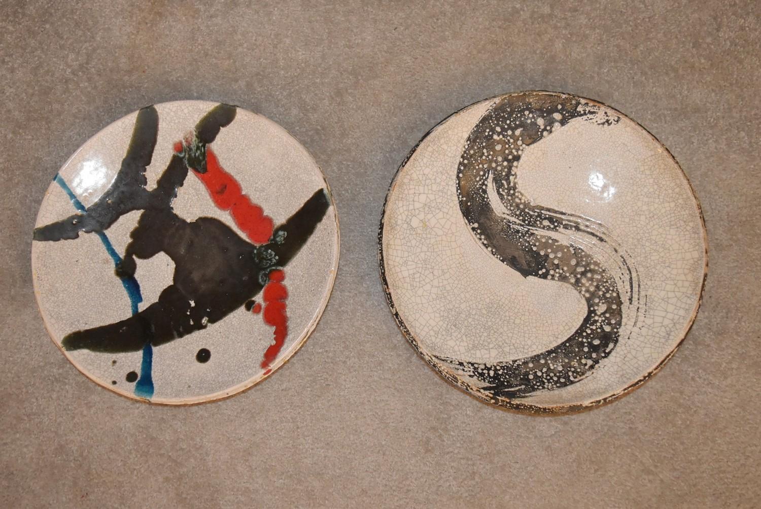 A pair of Art pottery shallow bowls by ceramicist Alan Stott. Dia. 33cm