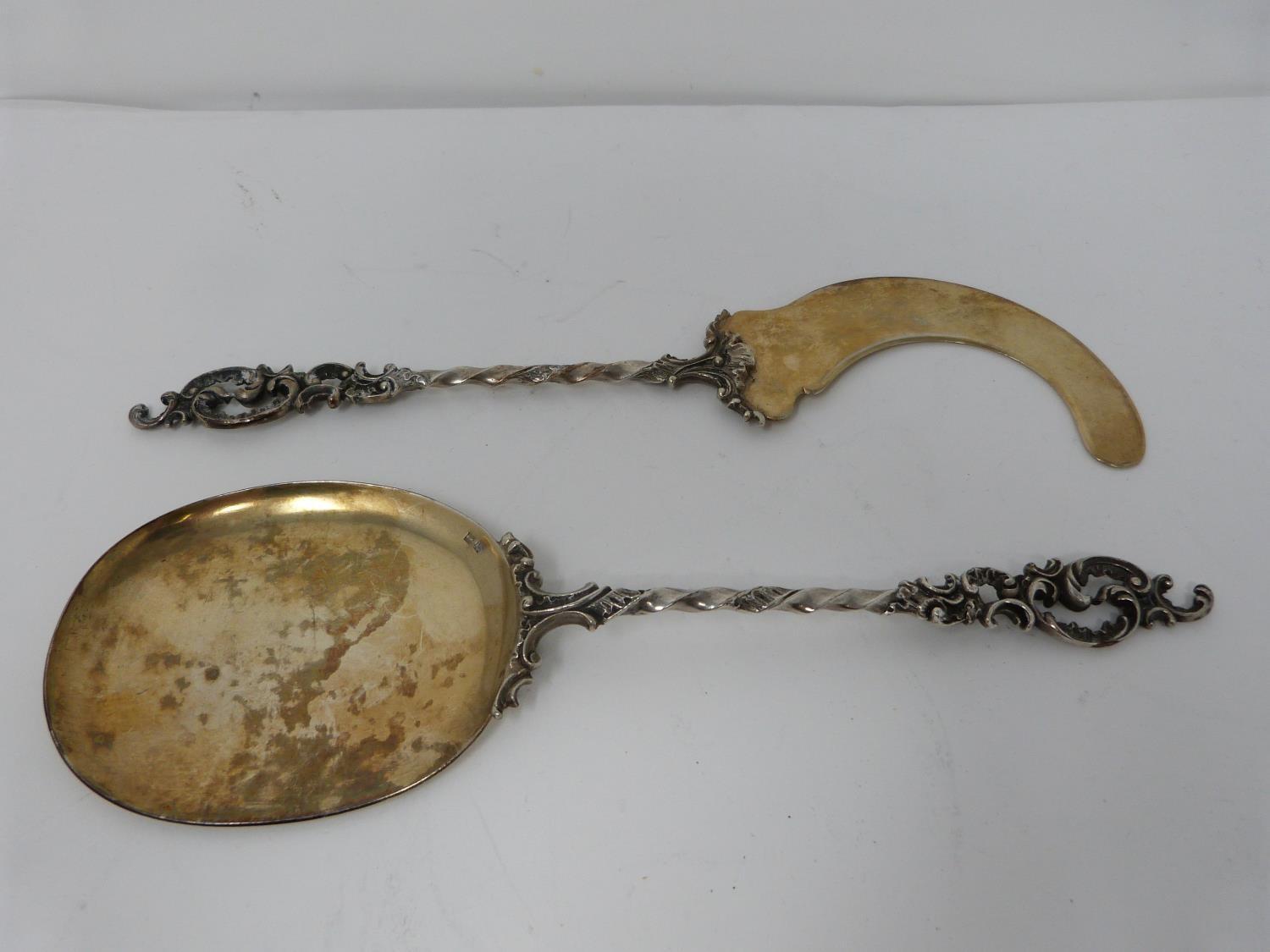 An antique gilded German silver ice cream serving set. Comprising of an ice cream slice and - Image 2 of 12