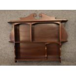 A set of Victorian mahogany open wall shelves H.73x73x15cm