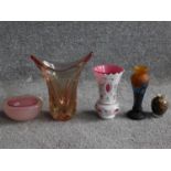 A collection of glassware. Including a seguso style pink and white alabastro glass ashtray, a