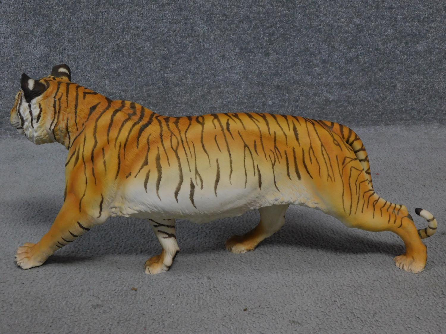 A Franklin Mint 'On The Prowl' porcelain hand painted striding tiger by George Mc Monigle . - Image 6 of 14
