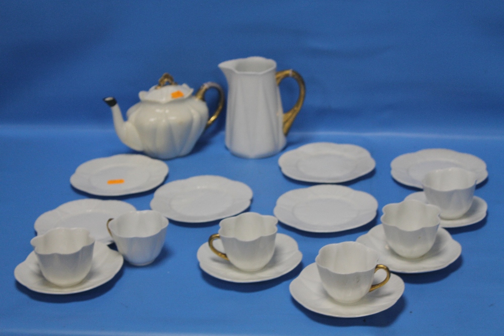 A SHELLEY PART COFFEE SET