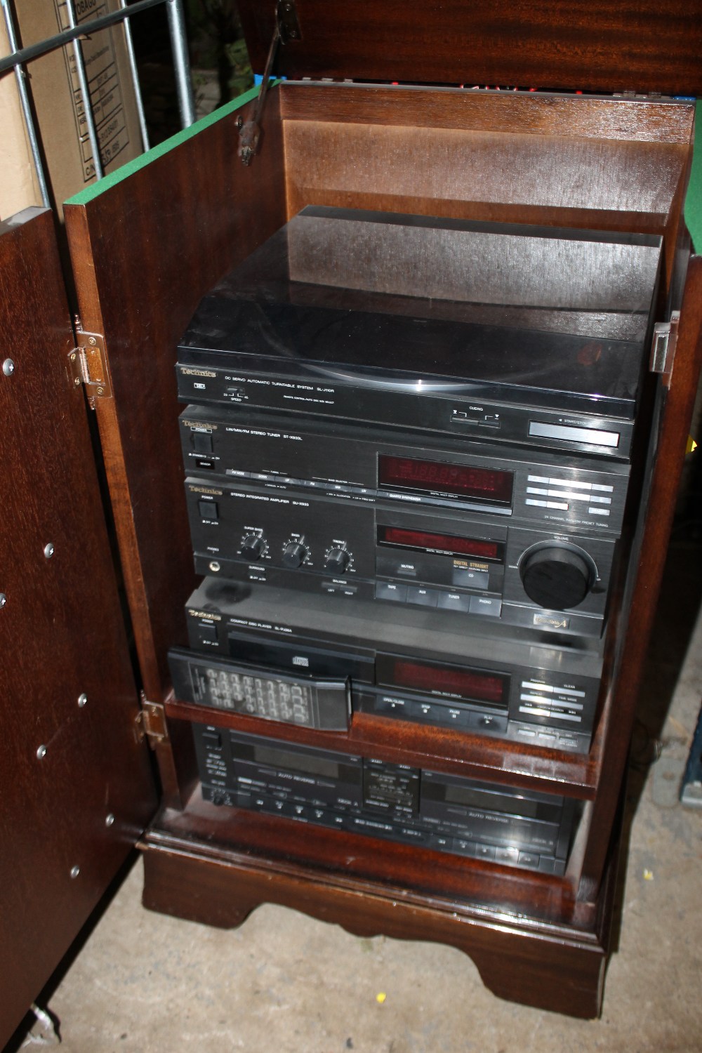 A HI-FI CABINET WITH A TECHNICS STACKING STEREO