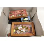 A BOX OF ASSORTED JEWELLERY ETC