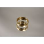 A HALLMARKED 9CT GOLD WEDDING BAND