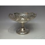 A DECORATIVE HALLMARKED SILVER TAZZA - LONDON 1913, makers marks for Goldsmiths and Silversmiths,