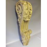 A 19TH CENTURY CARVED LIMEWOOD ARCHITECTURAL CORBEL OF UNUSUALLY LARGE PROPORTIONS, 20 cm, x 25 cm x