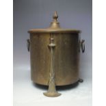 AN ARTS AND CRAFTS STYLE LIDDED COPPER COAL BUCKET, overall H 44 cm, internal Dia. 31 cm