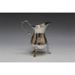 A 925 CONTINENTAL SILVER CREAM JUG, approx weight 115g, H 10 cm